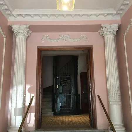 Palais Sapho *